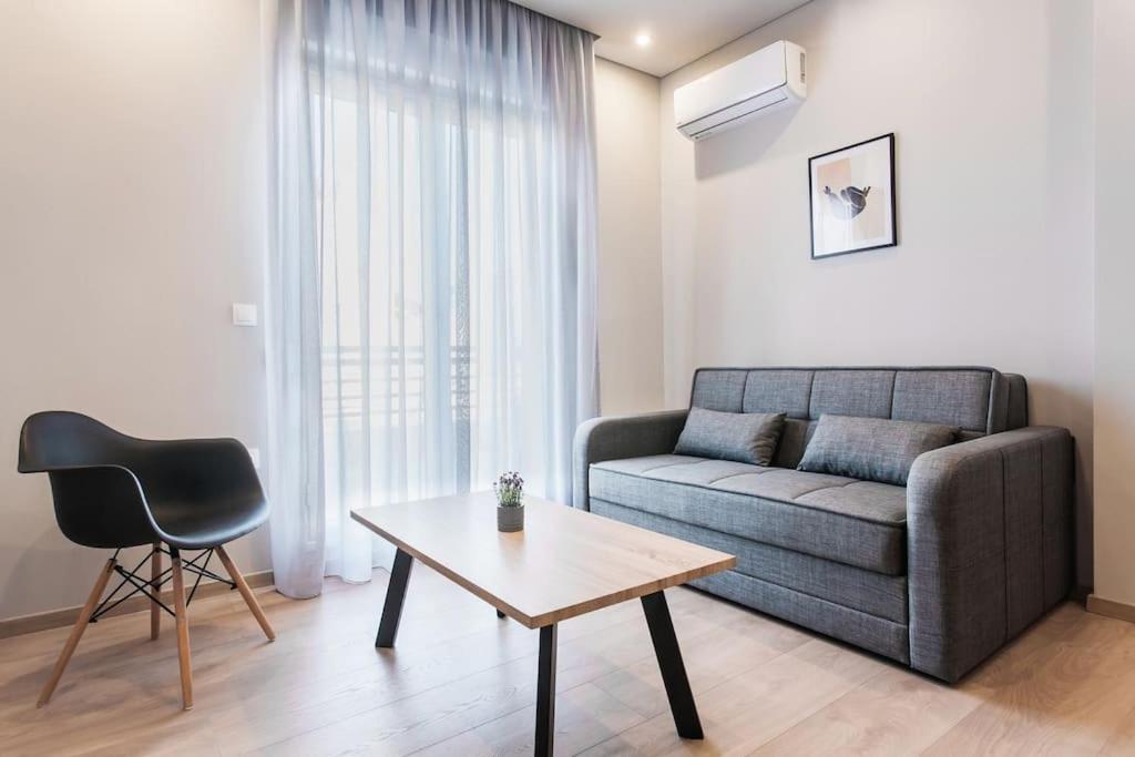 Piraeus Deluxe 2Bdr Apt - Near Metro And Port Екстер'єр фото